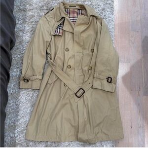 Sam’s Fifth Avenue Vintage Beige Trench Coat with Detachable Liner